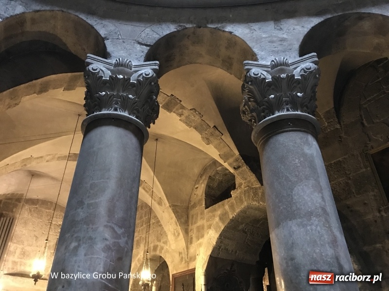 Zdjęcie w galerii na portalu naszraciborz.pl: Raciborzanie przy prawdziwym Bożym Grobie wiadomości z regionu