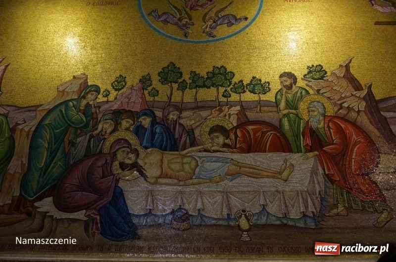 Zdjęcie w galerii na portalu naszraciborz.pl: Raciborzanie przy prawdziwym Bożym Grobie wiadomości z regionu