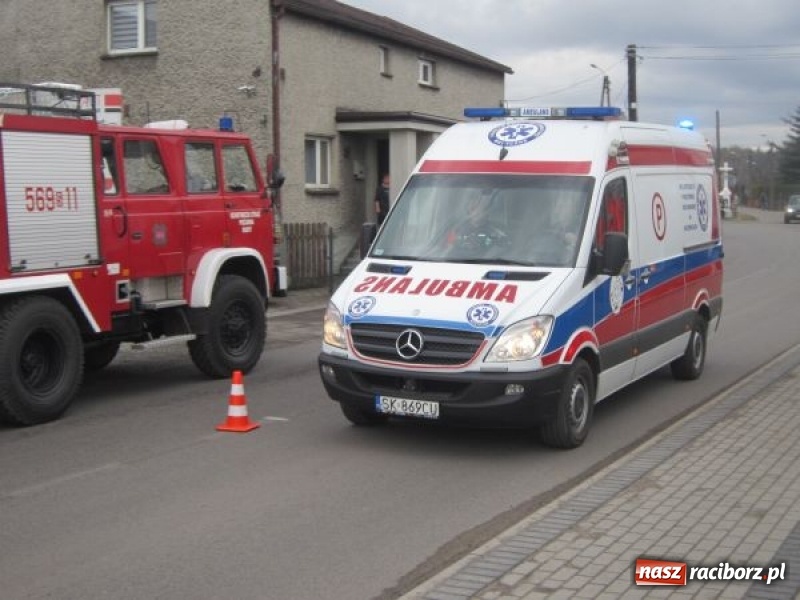 Zdjęcie w galerii na portalu naszraciborz.pl: Policja podsumowała świąteczny weekend. Rekordzista ściął słup i wjechał w płot prywatnej posesji  wiadomości z regionu