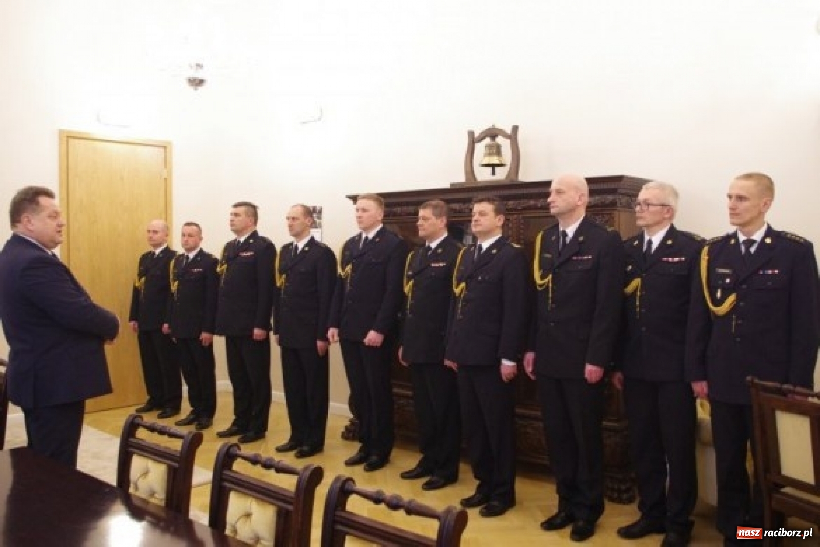Zdjęcie w galerii na portalu naszraciborz.pl: Raciborscy strażacy mają nowego komendanta  wiadomości z regionu
