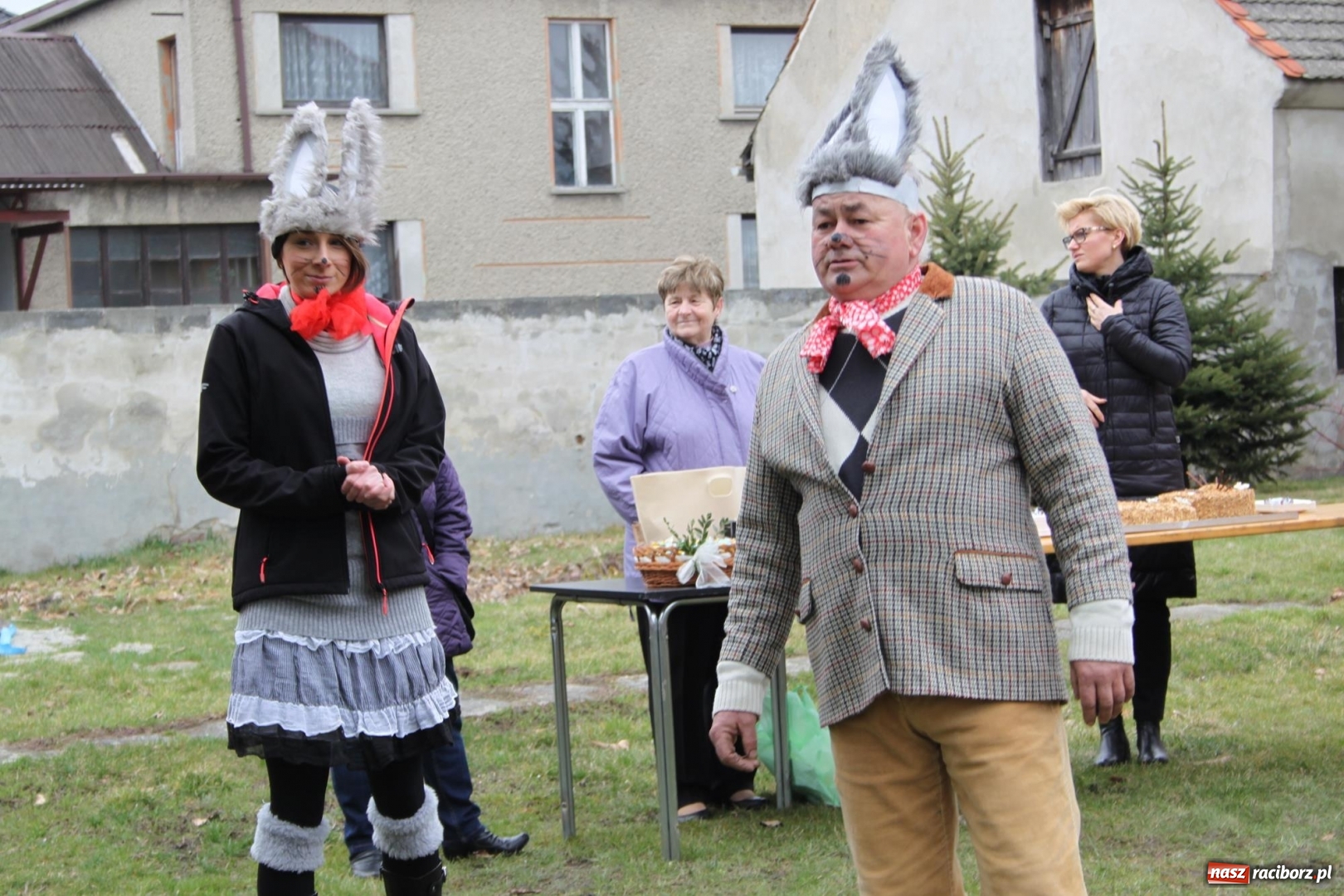 Zdjęcie w galerii na portalu naszraciborz.pl: Wojnowice. Spotkanie wielkanocne na ogrodach plebanijnych  wiadomości z regionu