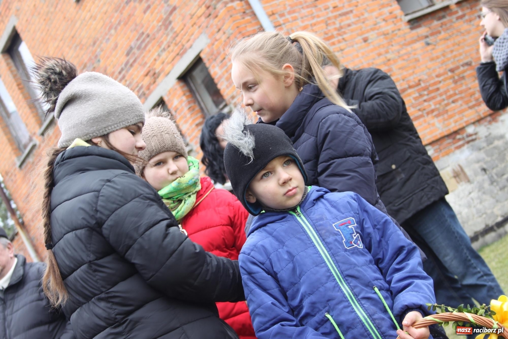 Zdjęcie w galerii na portalu naszraciborz.pl: Wojnowice. Spotkanie wielkanocne na ogrodach plebanijnych  wiadomości z regionu