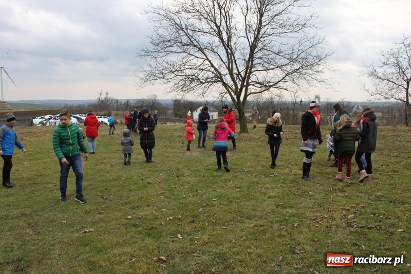 Zdjęcie w galerii na portalu naszraciborz.pl: Wojnowice. Spotkanie wielkanocne na ogrodach plebanijnych  wiadomości z regionu