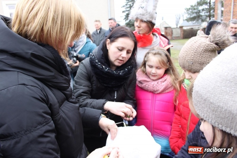 Zdjęcie w galerii na portalu naszraciborz.pl: Wojnowice. Spotkanie wielkanocne na ogrodach plebanijnych  wiadomości z regionu