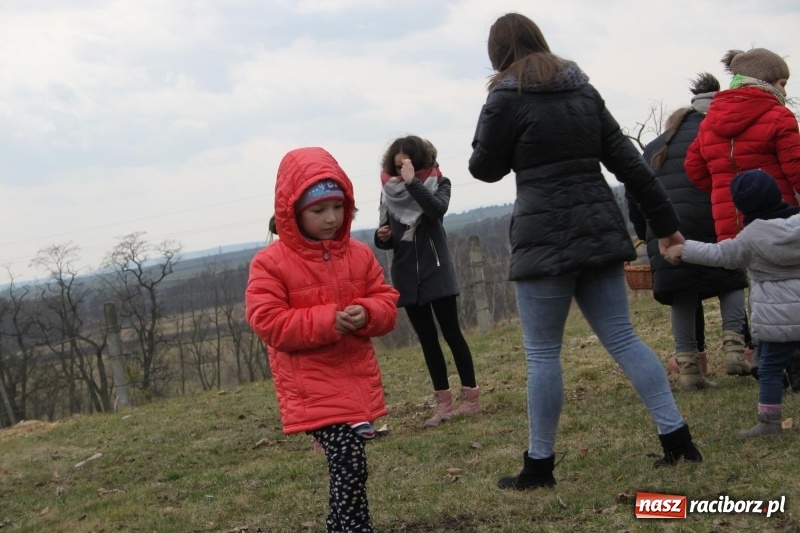 Zdjęcie w galerii na portalu naszraciborz.pl: Wojnowice. Spotkanie wielkanocne na ogrodach plebanijnych  wiadomości z regionu