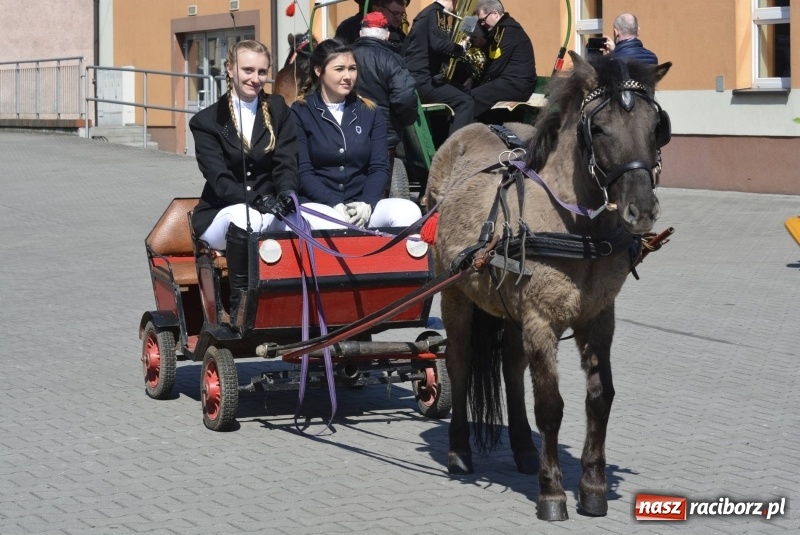 Zdjęcie w galerii na portalu naszraciborz.pl: Pietrowicka procesja z czeskim akcentem  wiadomości z regionu