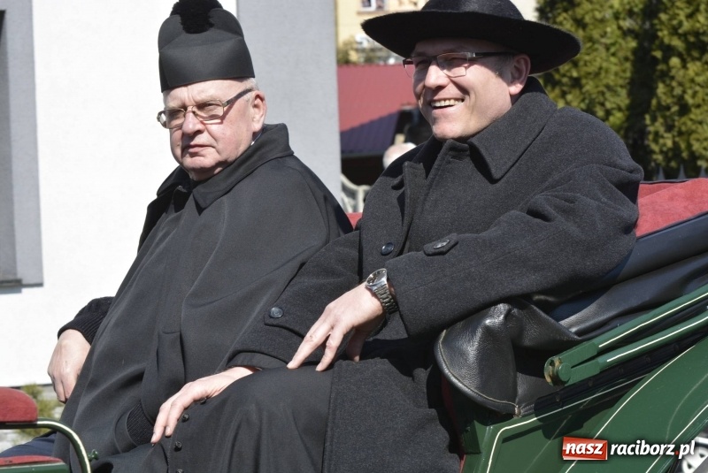 Zdjęcie w galerii na portalu naszraciborz.pl: Pietrowicka procesja z czeskim akcentem  wiadomości z regionu