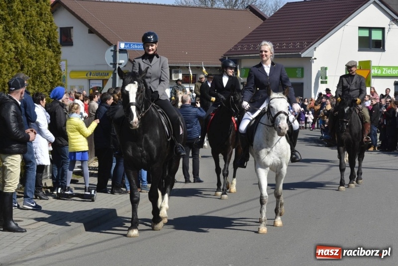 Zdjęcie w galerii na portalu naszraciborz.pl: Pietrowicka procesja z czeskim akcentem  wiadomości z regionu