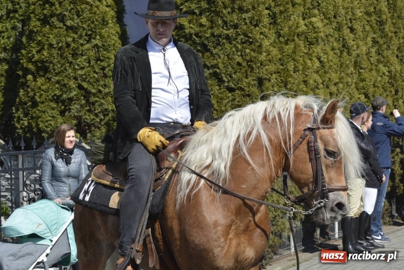 Zdjęcie w galerii na portalu naszraciborz.pl: Pietrowicka procesja z czeskim akcentem  wiadomości z regionu