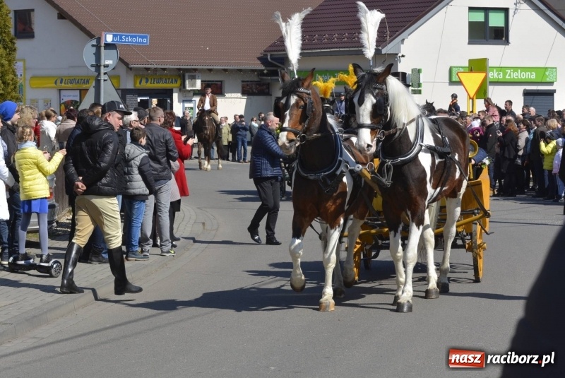 Zdjęcie w galerii na portalu naszraciborz.pl: Pietrowicka procesja z czeskim akcentem  wiadomości z regionu