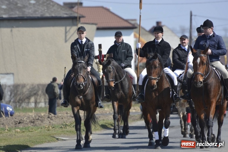 Zdjęcie w galerii na portalu naszraciborz.pl: Pietrowicka procesja z czeskim akcentem  wiadomości z regionu