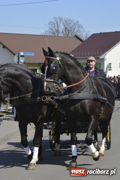 Zdjęcie w galerii na portalu naszraciborz.pl: Pietrowicka procesja z czeskim akcentem  wiadomości z regionu