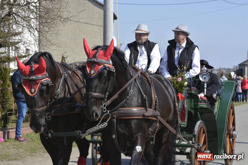 Zdjęcie w galerii na portalu naszraciborz.pl: Pietrowicka procesja z czeskim akcentem  wiadomości z regionu
