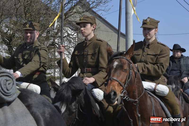 Zdjęcie w galerii na portalu naszraciborz.pl: Pietrowicka procesja z czeskim akcentem  wiadomości z regionu
