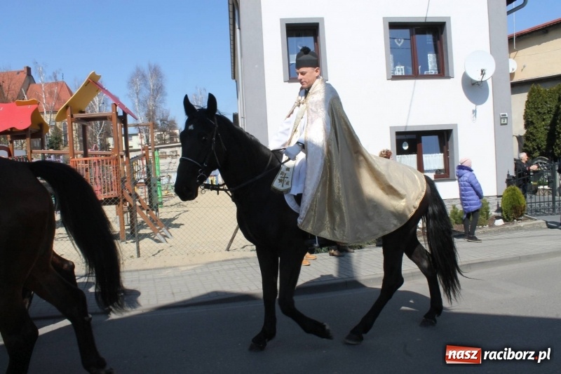 Zdjęcie w galerii na portalu naszraciborz.pl: Pietrowicka procesja z czeskim akcentem  wiadomości z regionu