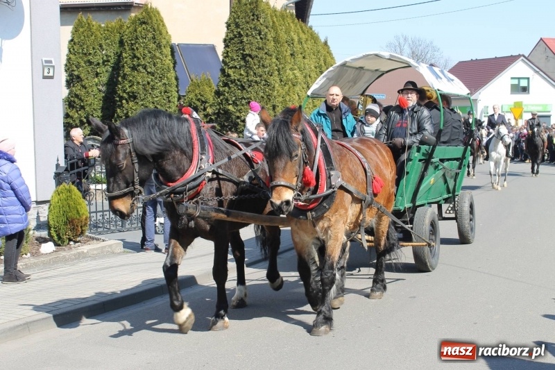 Zdjęcie w galerii na portalu naszraciborz.pl: Pietrowicka procesja z czeskim akcentem  wiadomości z regionu