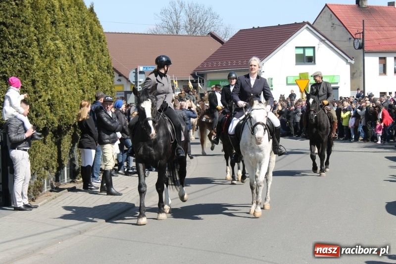 Zdjęcie w galerii na portalu naszraciborz.pl: Pietrowicka procesja z czeskim akcentem  wiadomości z regionu
