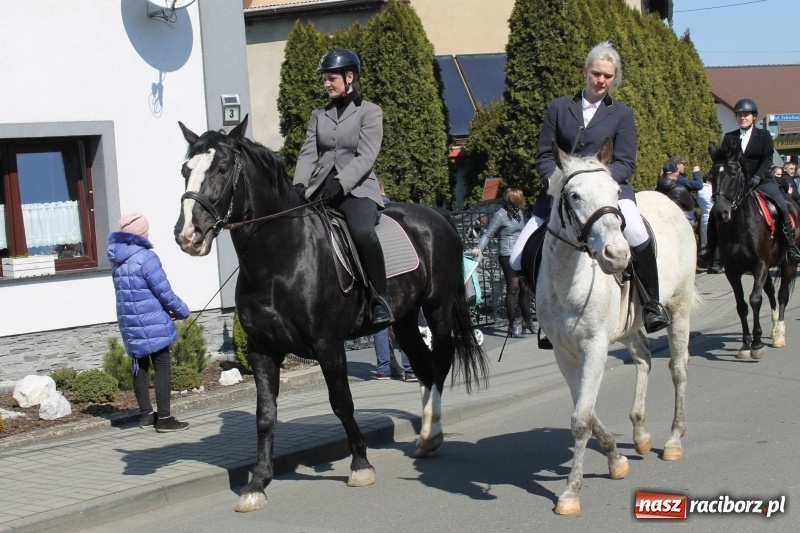 Zdjęcie w galerii na portalu naszraciborz.pl: Pietrowicka procesja z czeskim akcentem  wiadomości z regionu