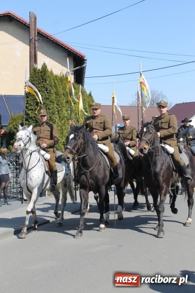 Zdjęcie w galerii na portalu naszraciborz.pl: Pietrowicka procesja z czeskim akcentem  wiadomości z regionu