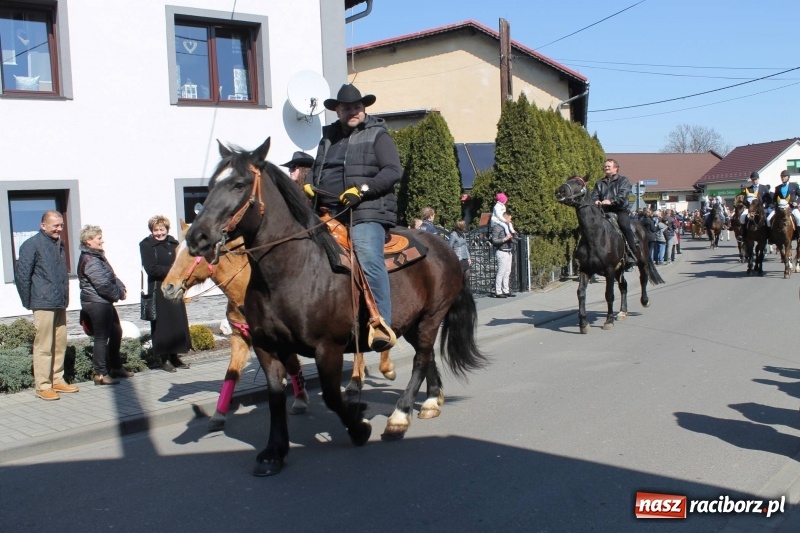 Zdjęcie w galerii na portalu naszraciborz.pl: Pietrowicka procesja z czeskim akcentem  wiadomości z regionu