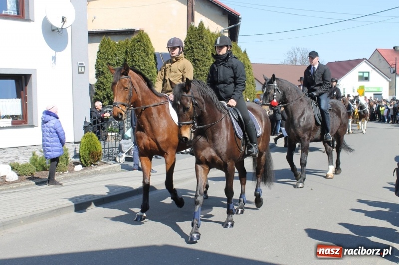 Zdjęcie w galerii na portalu naszraciborz.pl: Pietrowicka procesja z czeskim akcentem  wiadomości z regionu