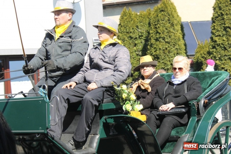 Zdjęcie w galerii na portalu naszraciborz.pl: Pietrowicka procesja z czeskim akcentem  wiadomości z regionu