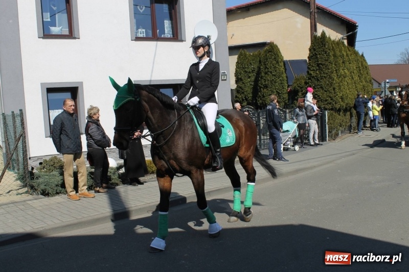 Zdjęcie w galerii na portalu naszraciborz.pl: Pietrowicka procesja z czeskim akcentem  wiadomości z regionu