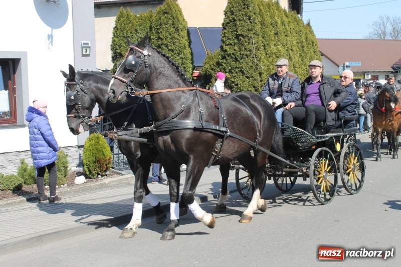 Zdjęcie w galerii na portalu naszraciborz.pl: Pietrowicka procesja z czeskim akcentem  wiadomości z regionu
