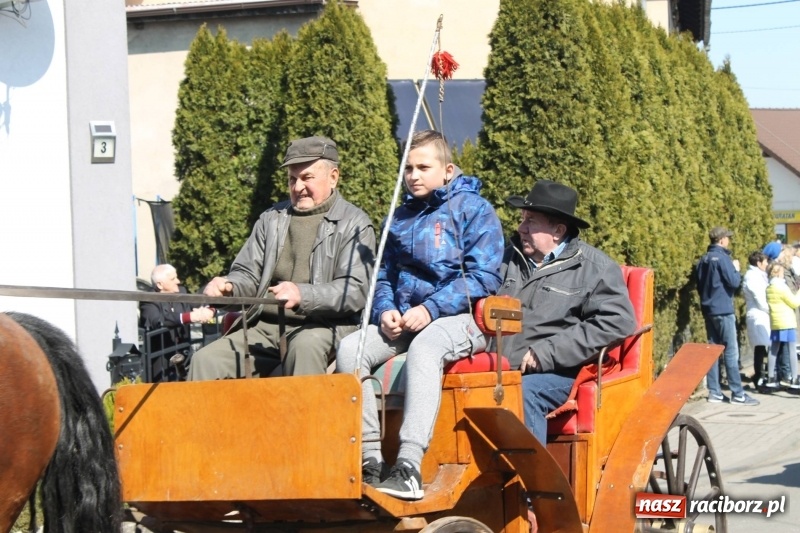 Zdjęcie w galerii na portalu naszraciborz.pl: Pietrowicka procesja z czeskim akcentem  wiadomości z regionu