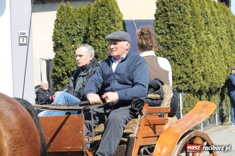 Zdjęcie w galerii na portalu naszraciborz.pl: Pietrowicka procesja z czeskim akcentem  wiadomości z regionu