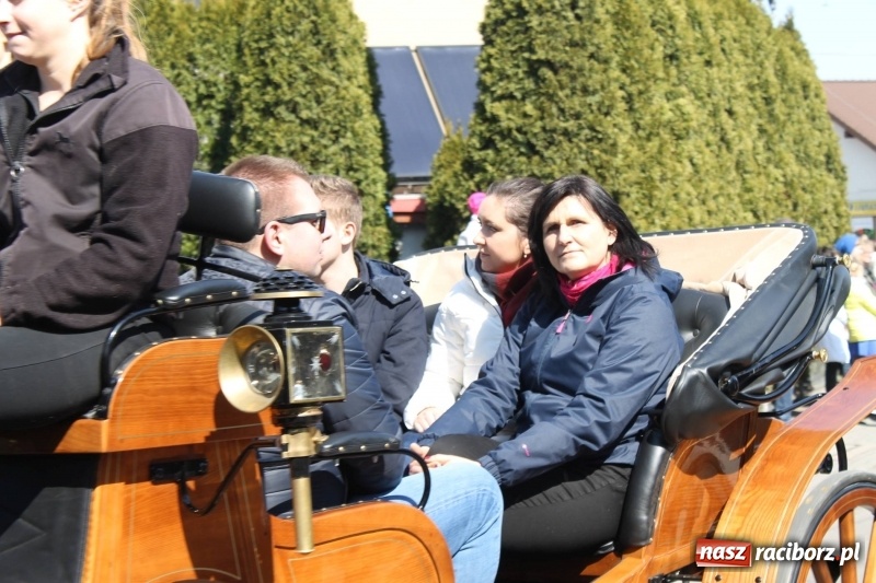 Zdjęcie w galerii na portalu naszraciborz.pl: Pietrowicka procesja z czeskim akcentem  wiadomości z regionu