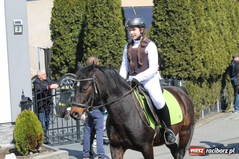 Zdjęcie w galerii na portalu naszraciborz.pl: Pietrowicka procesja z czeskim akcentem  wiadomości z regionu