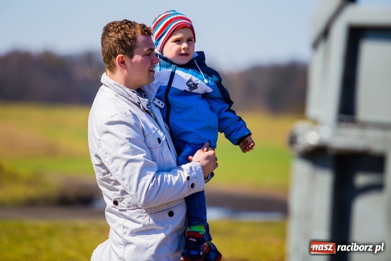Zdjęcie w galerii na portalu naszraciborz.pl: Tradycji stało się zadość. Procesja konna w Zawadzie Książęcej  wiadomości z regionu