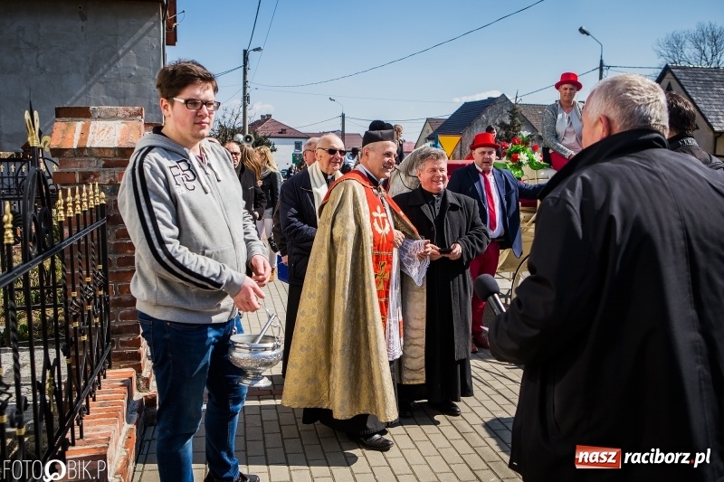 Zdjęcie w galerii na portalu naszraciborz.pl: Wyścigi konne na finał procesji w Sudole wiadomości z regionu