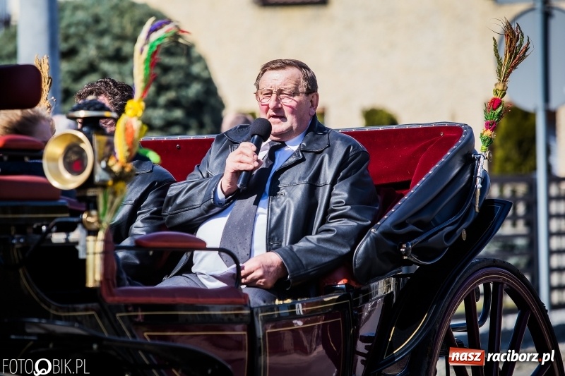 Zdjęcie w galerii na portalu naszraciborz.pl: Wyścigi konne na finał procesji w Sudole wiadomości z regionu