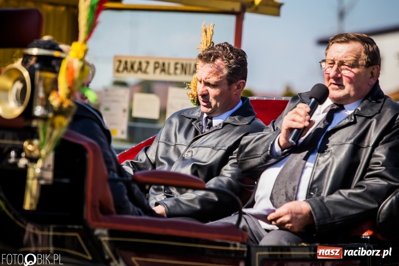 Zdjęcie w galerii na portalu naszraciborz.pl: Wyścigi konne na finał procesji w Sudole wiadomości z regionu