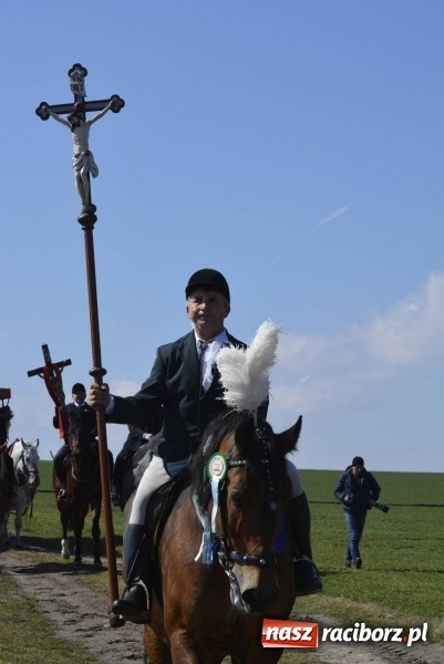 Zdjęcie w galerii na portalu naszraciborz.pl: Bieńkowicka procesja z biskupem Rudolfem wiadomości z regionu