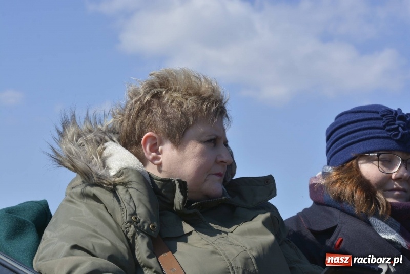 Zdjęcie w galerii na portalu naszraciborz.pl: Bieńkowicka procesja z biskupem Rudolfem wiadomości z regionu