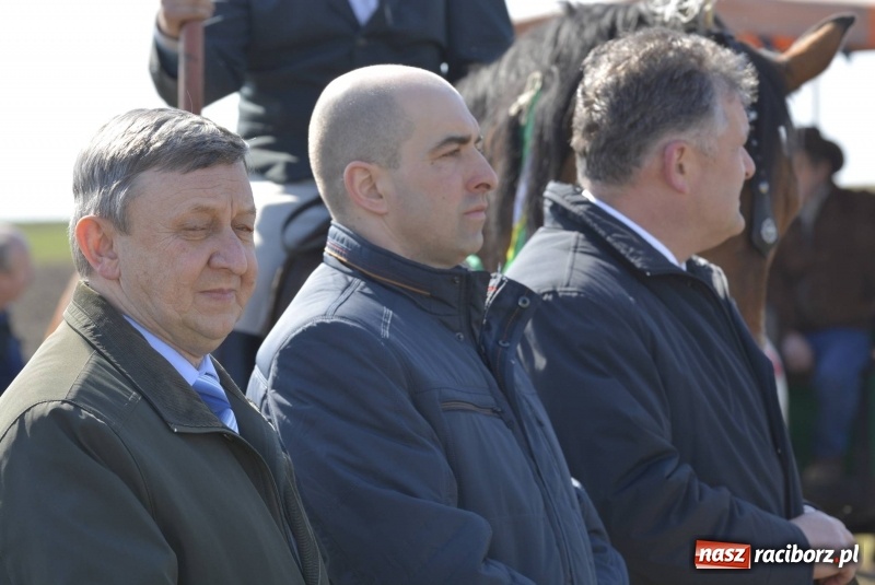 Zdjęcie w galerii na portalu naszraciborz.pl: Bieńkowicka procesja z biskupem Rudolfem wiadomości z regionu