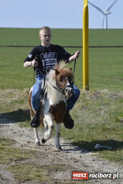 Zdjęcie w galerii na portalu naszraciborz.pl: Bieńkowicka procesja z biskupem Rudolfem wiadomości z regionu
