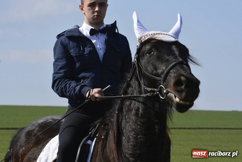 Zdjęcie w galerii na portalu naszraciborz.pl: Bieńkowicka procesja z biskupem Rudolfem wiadomości z regionu