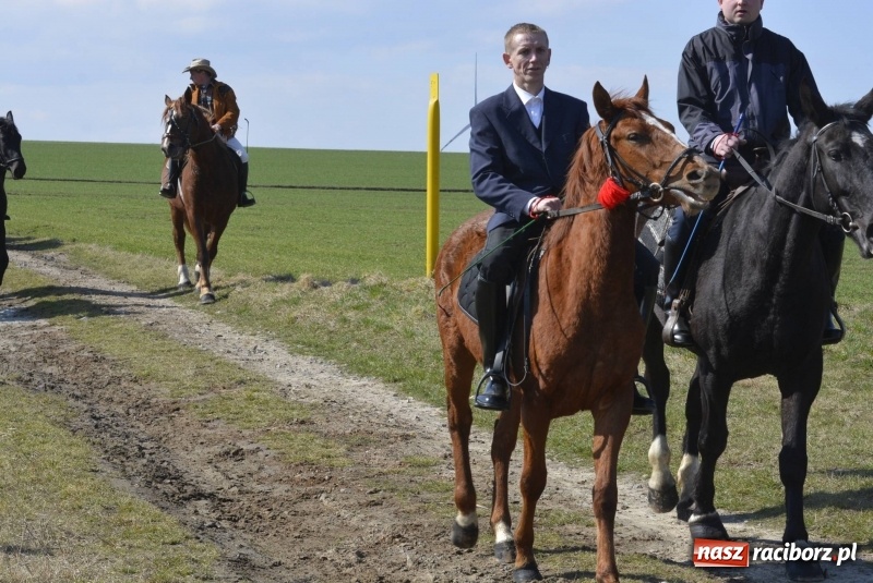 Zdjęcie w galerii na portalu naszraciborz.pl: Bieńkowicka procesja z biskupem Rudolfem wiadomości z regionu