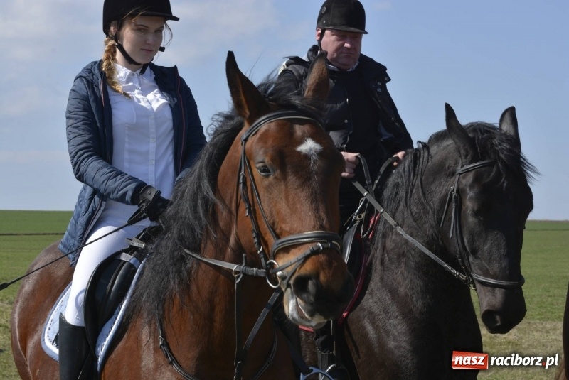 Zdjęcie w galerii na portalu naszraciborz.pl: Bieńkowicka procesja z biskupem Rudolfem wiadomości z regionu