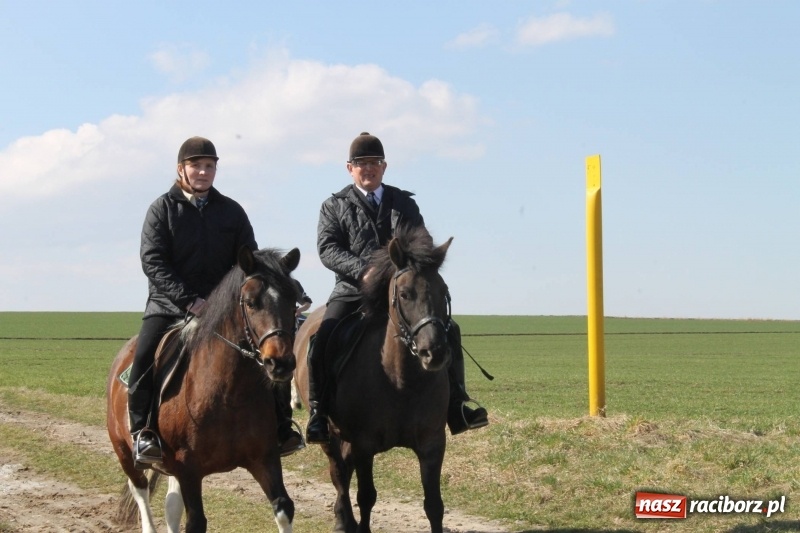 Zdjęcie w galerii na portalu naszraciborz.pl: Bieńkowicka procesja z biskupem Rudolfem wiadomości z regionu
