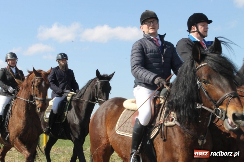 Zdjęcie w galerii na portalu naszraciborz.pl: Bieńkowicka procesja z biskupem Rudolfem wiadomości z regionu