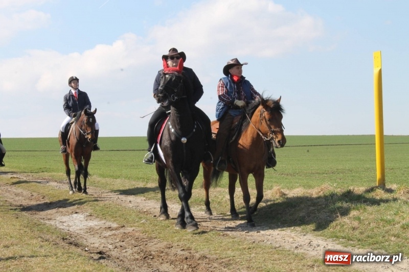 Zdjęcie w galerii na portalu naszraciborz.pl: Bieńkowicka procesja z biskupem Rudolfem wiadomości z regionu