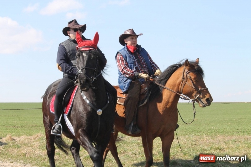 Zdjęcie w galerii na portalu naszraciborz.pl: Bieńkowicka procesja z biskupem Rudolfem wiadomości z regionu
