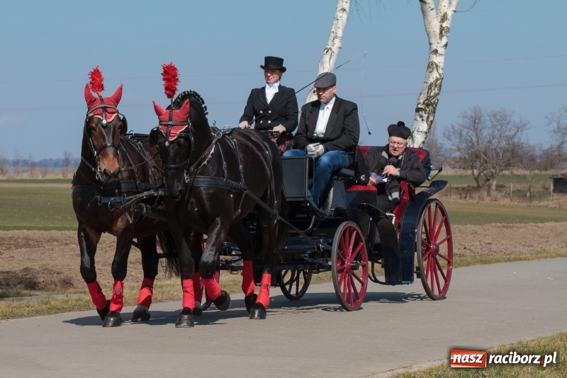 Zdjęcie w galerii na portalu naszraciborz.pl: Konny Festyn Wielkanocny w Pietrowicach Wielkich FOTO i WIDEO wiadomości z regionu