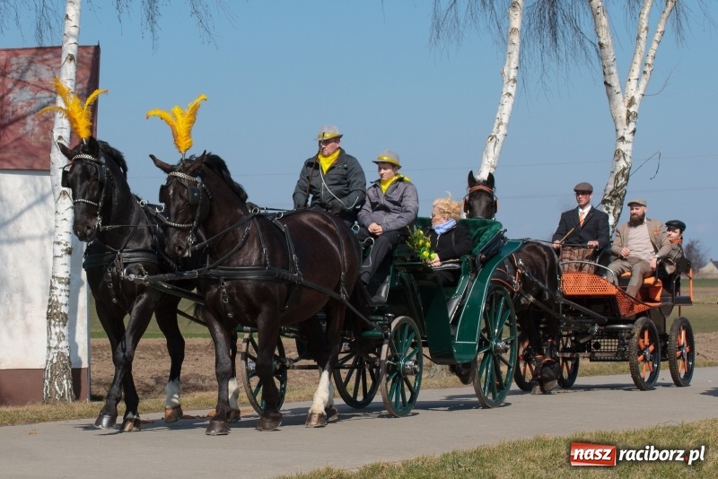Zdjęcie w galerii na portalu naszraciborz.pl: Konny Festyn Wielkanocny w Pietrowicach Wielkich FOTO i WIDEO wiadomości z regionu