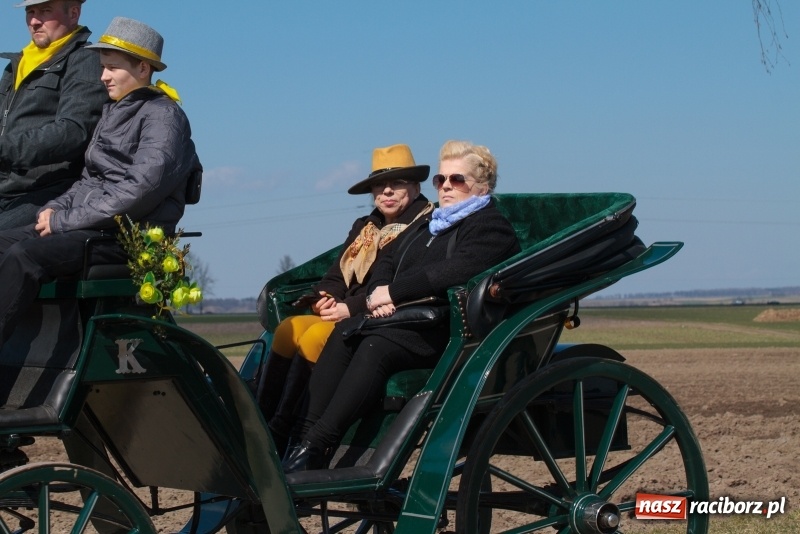 Zdjęcie w galerii na portalu naszraciborz.pl: Konny Festyn Wielkanocny w Pietrowicach Wielkich FOTO i WIDEO wiadomości z regionu
